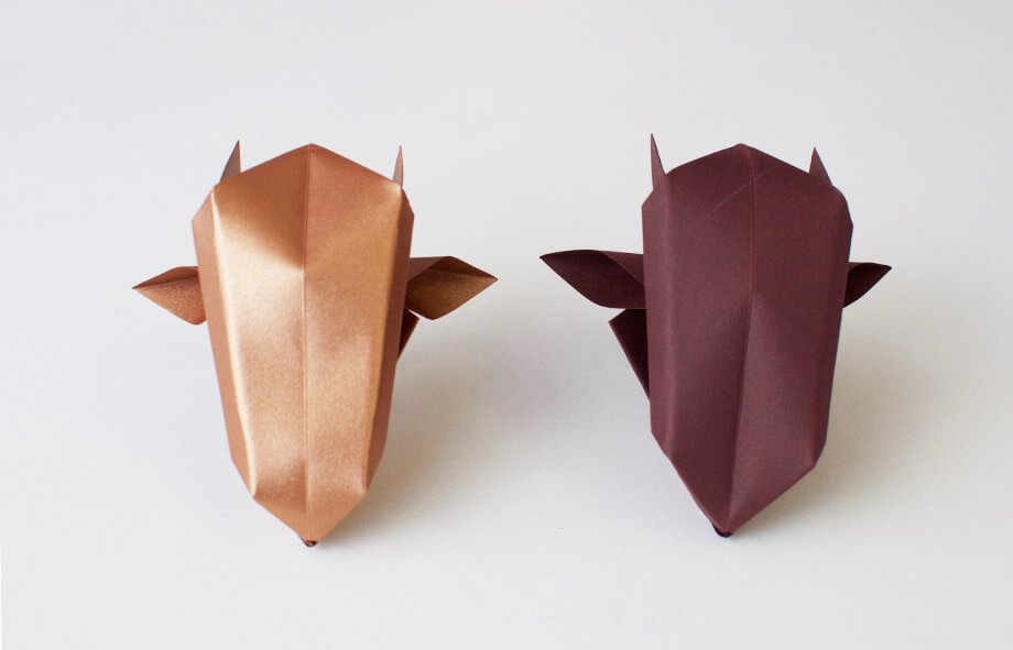 Premium Paper Origami Bulls